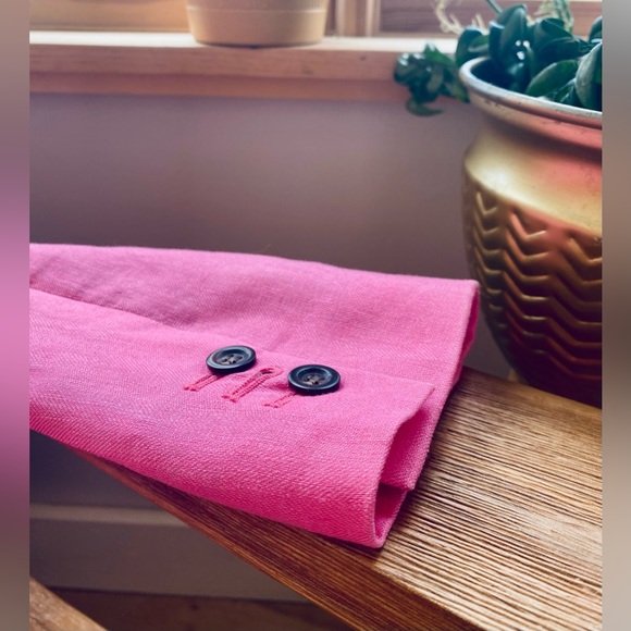 Size 2 bright pink linen blazer by J. Crew - Picture 3 of 9